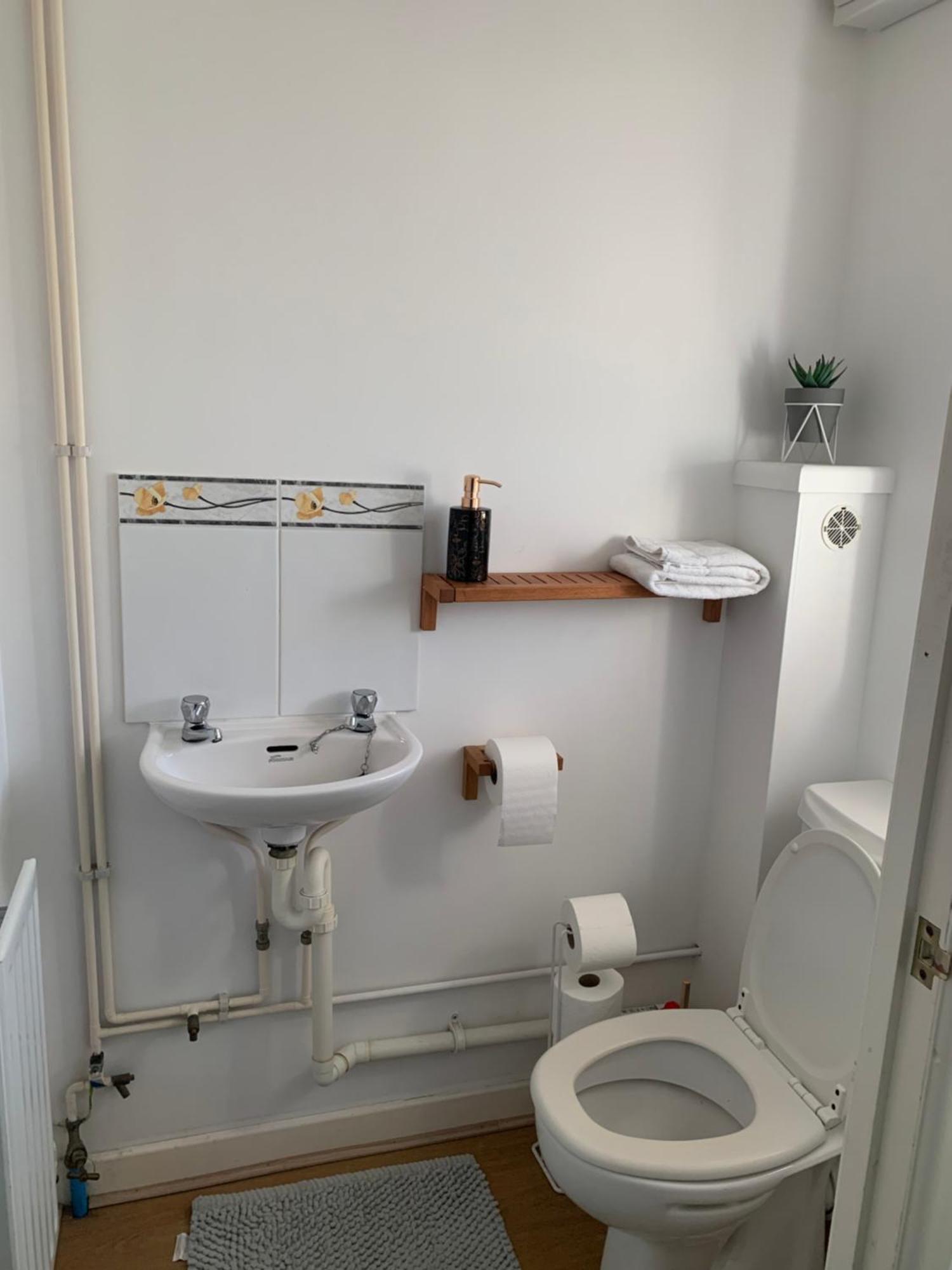Montrose House Βίλα Σουίντον Εξωτερικό φωτογραφία